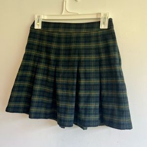 Hollister green plaid skirt